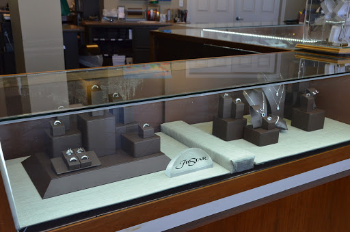 Jeweler «Jamie Hood Jewelers», reviews and photos, 2508 Avalon Ave, Muscle Shoals, AL 35661, USA