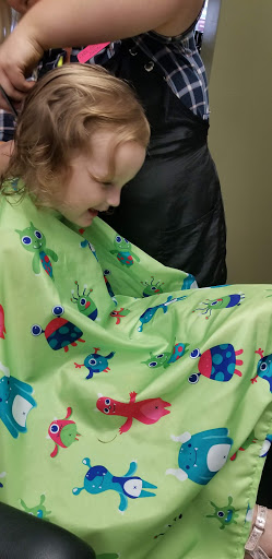 Hair Salon «Great Clips», reviews and photos, 1718 N Locust Ave, Lawrenceburg, TN 38464, USA