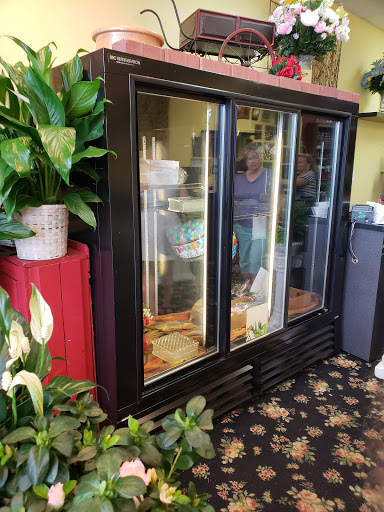 Florist «The Best Little Flower Shop In Roswell», reviews and photos, 10800 Alpharetta Hwy #228, Roswell, GA 30076, USA