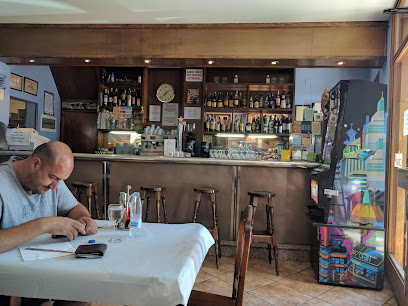 Restaurant Bar La Ballena - N-260, 17, 25700 Sant Pere, Lleida, Spain