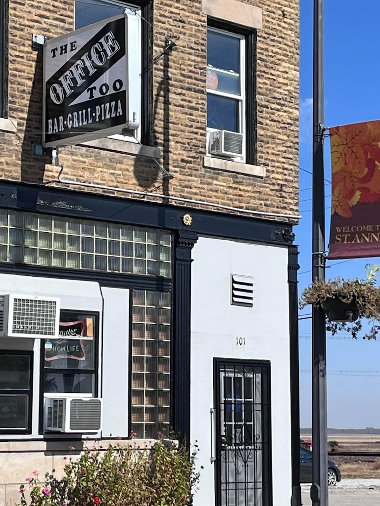 The office bar, grill, pizza too! 60964