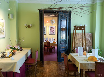 Galeriecafe und Restaurant AMBIENTE mit Pension