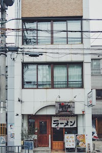 nini hostel 伏見稲荷