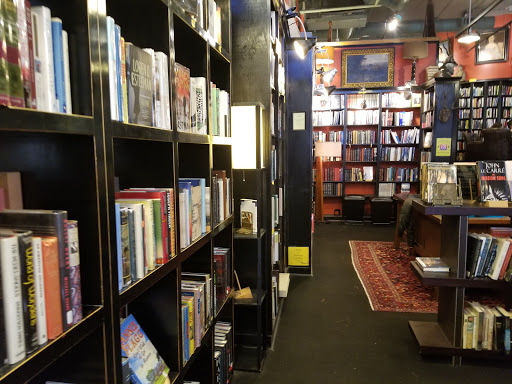 Book Store «Battery Park Book Exchange», reviews and photos, 1 Page Ave #101, Asheville, NC 28801, USA