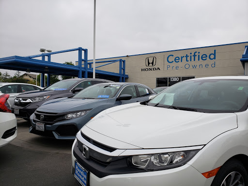 Honda Dealer «Hardin Honda», reviews and photos, 1381 S Auto Center Dr, Anaheim, CA 92806, USA