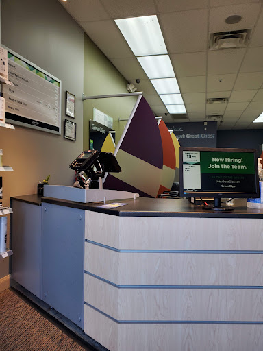 Hair Salon «Great Clips», reviews and photos, 1301 W Glade Rd #120, Euless, TX 76039, USA