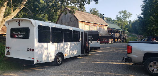 Event Venue «Rivercrest Farm», reviews and photos, 6612 Boy Scout Rd NE, Dover, OH 44622, USA