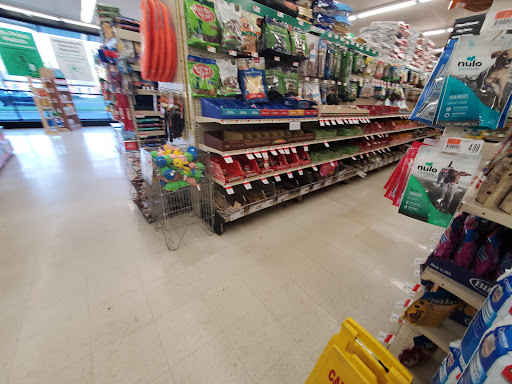 Pet Supply Store «Pet Supplies Plus», reviews and photos, 471 Boston Post Rd, Orange, CT 06477, USA