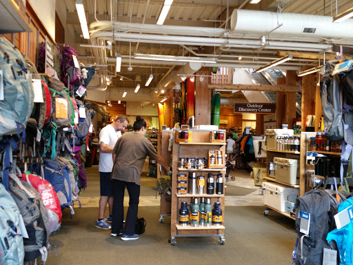 Clothing Store «L.L. Bean», reviews and photos, 6 Wayside Rd, Burlington, MA 01803, USA