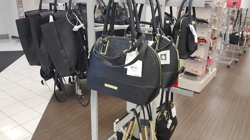 Clothing Store «Burlington Coat Factory», reviews and photos, 350 Towne Center Cir, Sanford, FL 32771, USA