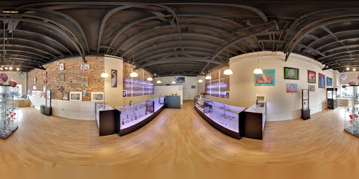 Glass Blower «Blue Dog Smoke Shop», reviews and photos, 802 Granby St, Norfolk, VA 23510, USA