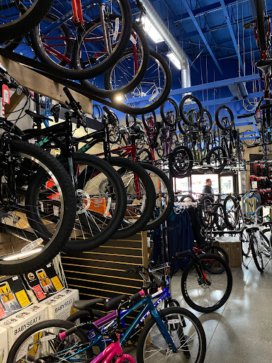 Bicycle Store «Bicycle Centres of Everett», reviews and photos, 4707 Evergreen Way, Everett, WA 98203, USA