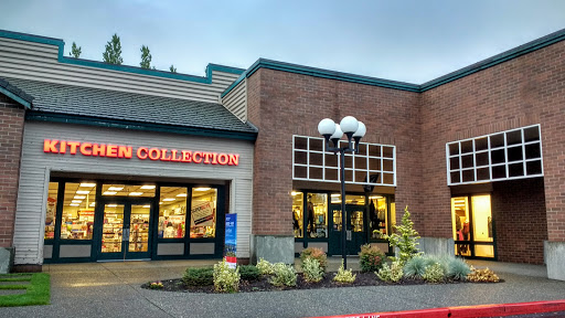 North Bend Premium Outlets, 461 S Fork Ave SW, North Bend, WA 98045, USA, 