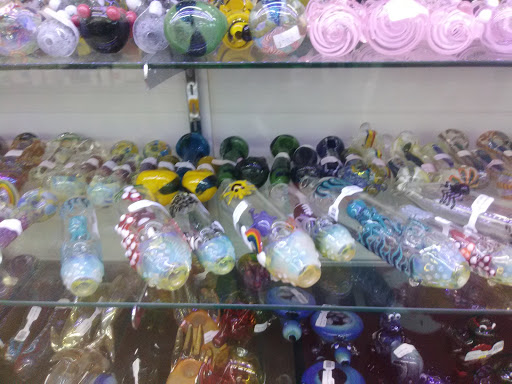 Tobacco Shop «HWY 6 SMOKE SHOP», reviews and photos, 6810 S Texas 6, Houston, TX 77083, USA