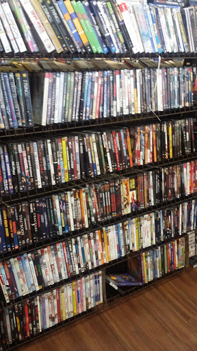 Used Book Store «Bring Your Old Books», reviews and photos, 48551 Van Dyke, Shelby Charter Township, MI 48317, USA