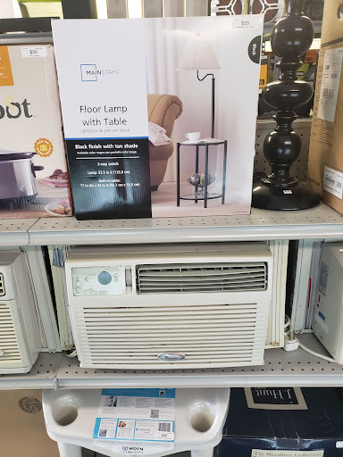 Pawn Shop «U-Pawn LLC», reviews and photos, 884 Main St, Willimantic, CT 06226, USA