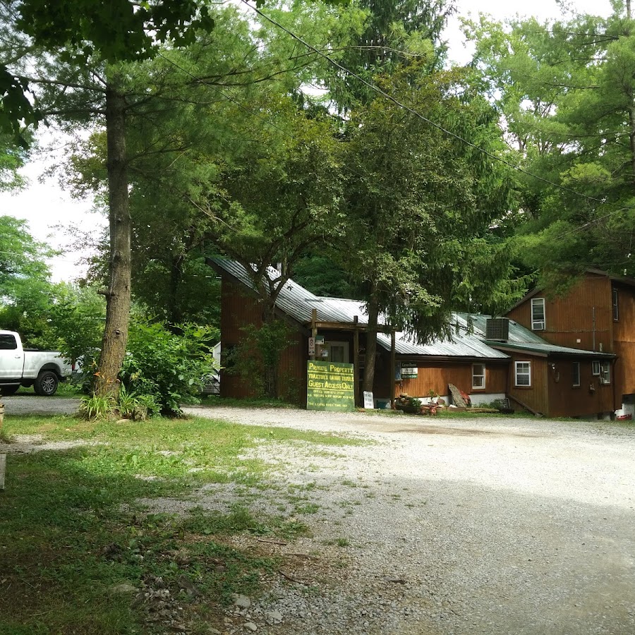 Thaxton’s Canoe Trails and Paddlers’ Inn