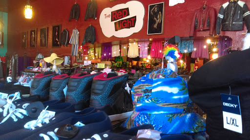 Used Clothing Store «Red Light Clothing Exchange», reviews and photos, 3590 SE Hawthorne Blvd, Portland, OR 97214, USA