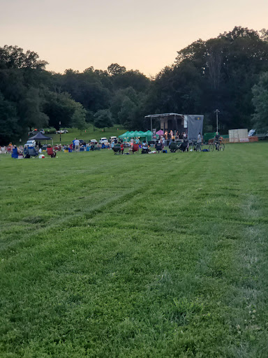 Dog Park «Brookdale Dog Park», reviews and photos, W Circuit Dr, Montclair, NJ 07043, USA