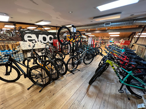 Outdoor Sports Store «Cumberland Transit», reviews and photos, 2807 West End Ave, Nashville, TN 37203, USA