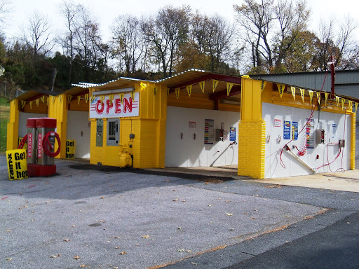 All Shined Up Car Wash en Westminster