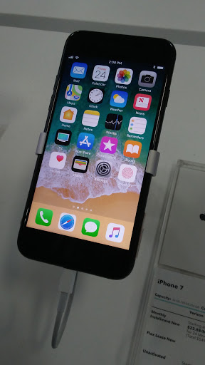 Shopping Mall «Midtown Village», reviews and photos, 1800 McFarland Blvd E, Tuscaloosa, AL 35404, USA