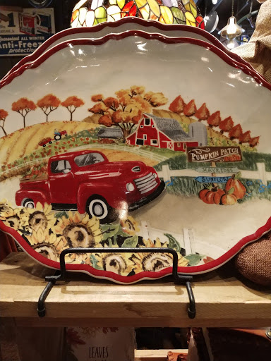 American Restaurant «Cracker Barrel Old Country Store», reviews and photos, 13833 W Hillsborough Ave, Tampa, FL 33635, USA