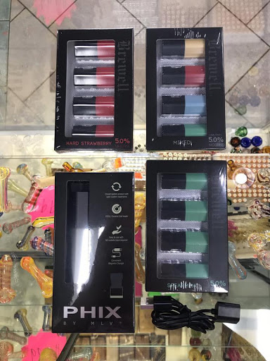 Tobacco Shop «Smoke and Vape», reviews and photos, 8526 W Golf Rd, Niles, IL 60714, USA