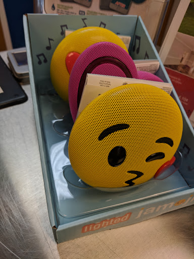 Electronics Repair Shop «RockIT Repairs - Cell Phones, Tablets and Laptops», reviews and photos, 1319 Lafayette Blvd #300, Fredericksburg, VA 22401, USA