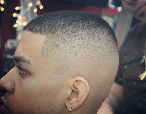 Barber Shop «kings of blades barber shop», reviews and photos, 824 Horseblock Road, Farmingville, NY 11738, USA