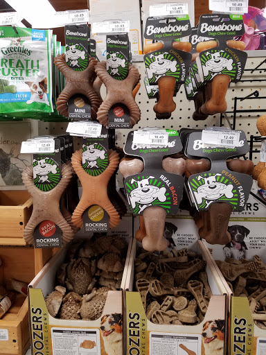 Tropical Fish Store «Pet Friendly Inc», reviews and photos, 845 Manitou Rd, Hilton, NY 14468, USA