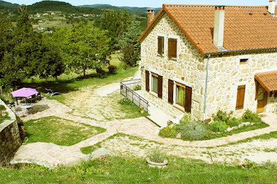 Gîte rural PMR Châtaigne au coeur à Silhac