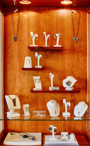 Jewelry Designer «James Durbin Jewelry Design», reviews and photos, 114 W Jefferson Ave, Kirkwood, MO 63122, USA