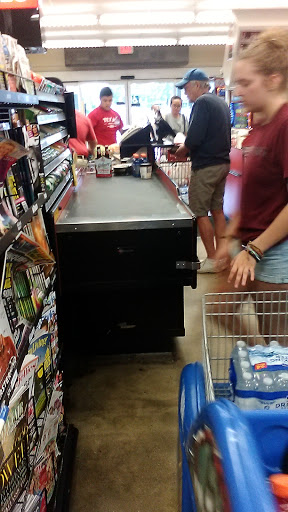 Grocery Store «H-E-B Grocery», reviews and photos, 300 Main St, Kerrville, TX 78028, USA