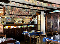 Atmosphère du Restaurant Le Café du Port | La Forêt-Fouesnant à La Forêt-Fouesnant - n°10