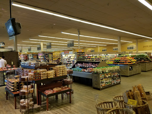 Grocery Store «Vons», reviews and photos, 2122 S Hacienda Blvd, Hacienda Heights, CA 91745, USA