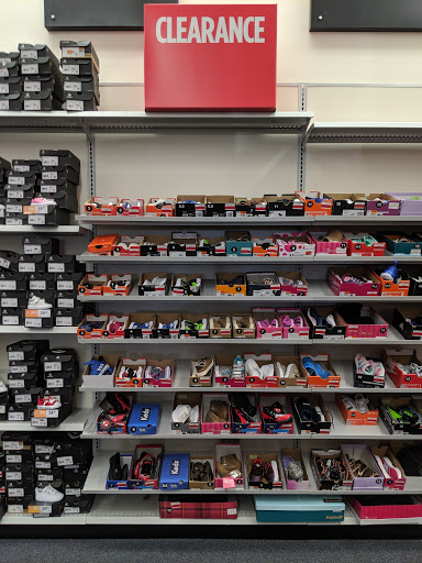 Shoe Store «Rack Room Shoes», reviews and photos, 18700 Limestone Commercial Dr, Pflugerville, TX 78660, USA