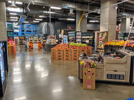 Grocery Store «Quality Food Center», reviews and photos, 211 Parkplace Center, Kirkland, WA 98033, USA