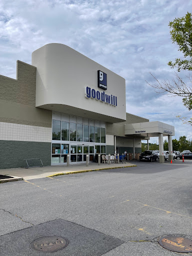 Thrift Store «Goodwill Store & Donation Center», reviews and photos