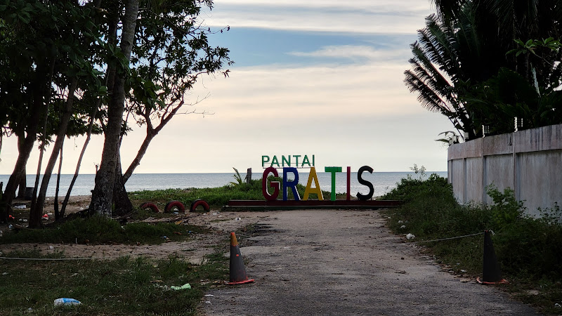 Wisata Pantai Gratis