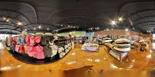 Pet Supply Store «The Natural Dog», reviews and photos, 3708 Lawndale Dr, Greensboro, NC 27455, USA