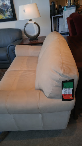 Furniture Store «Rooms To Go Furniture Store - Port Richey», reviews and photos, 9500 Scenic Dr, Port Richey, FL 34668, USA