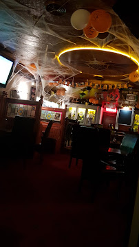 Atmosphère du Restaurant Saint Jame's Pub à Charleville-Mézières - n°4
