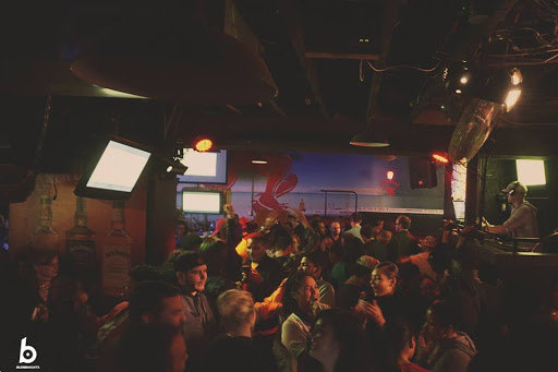 Night Club «LandSharks», reviews and photos, 810 Broad Ripple Ave, Indianapolis, IN 46220, USA