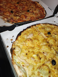 Plats et boissons du Pizzeria Pizza la Place à Le Pontet - n°4