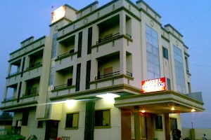 Rajdhani Hotel image