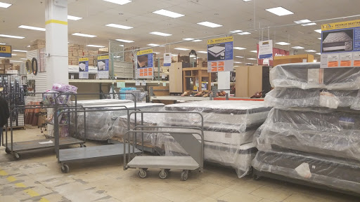 Home Improvement Store «HOBO - Home Owners Bargain Outlet», reviews and photos, 8716 S Cicero Ave, Oak Lawn, IL 60453, USA