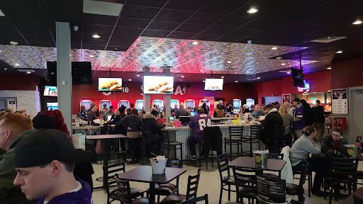 Bar & Grill «The Dog House Bar & Grill», reviews and photos, 2029 Woodlynn Ave, St Paul, MN 55109, USA