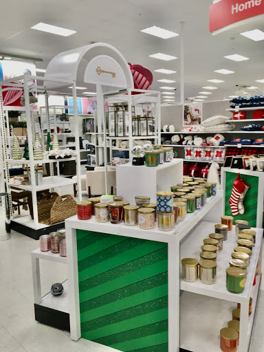 Department Store «Target», reviews and photos, 401 Kenilworth Dr, Petaluma, CA 94952, USA