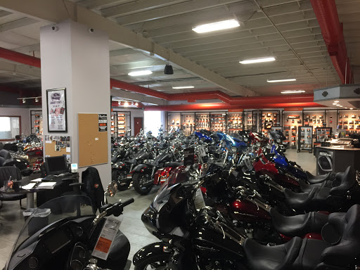 Motorcycle Dealer «Phantom Harley-Davidson», reviews and photos, 291 N Cypress Dr, Manteno, IL 60950, USA